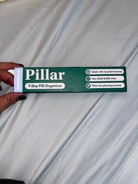 Pillar Weekly Pill Organizer in Teal
